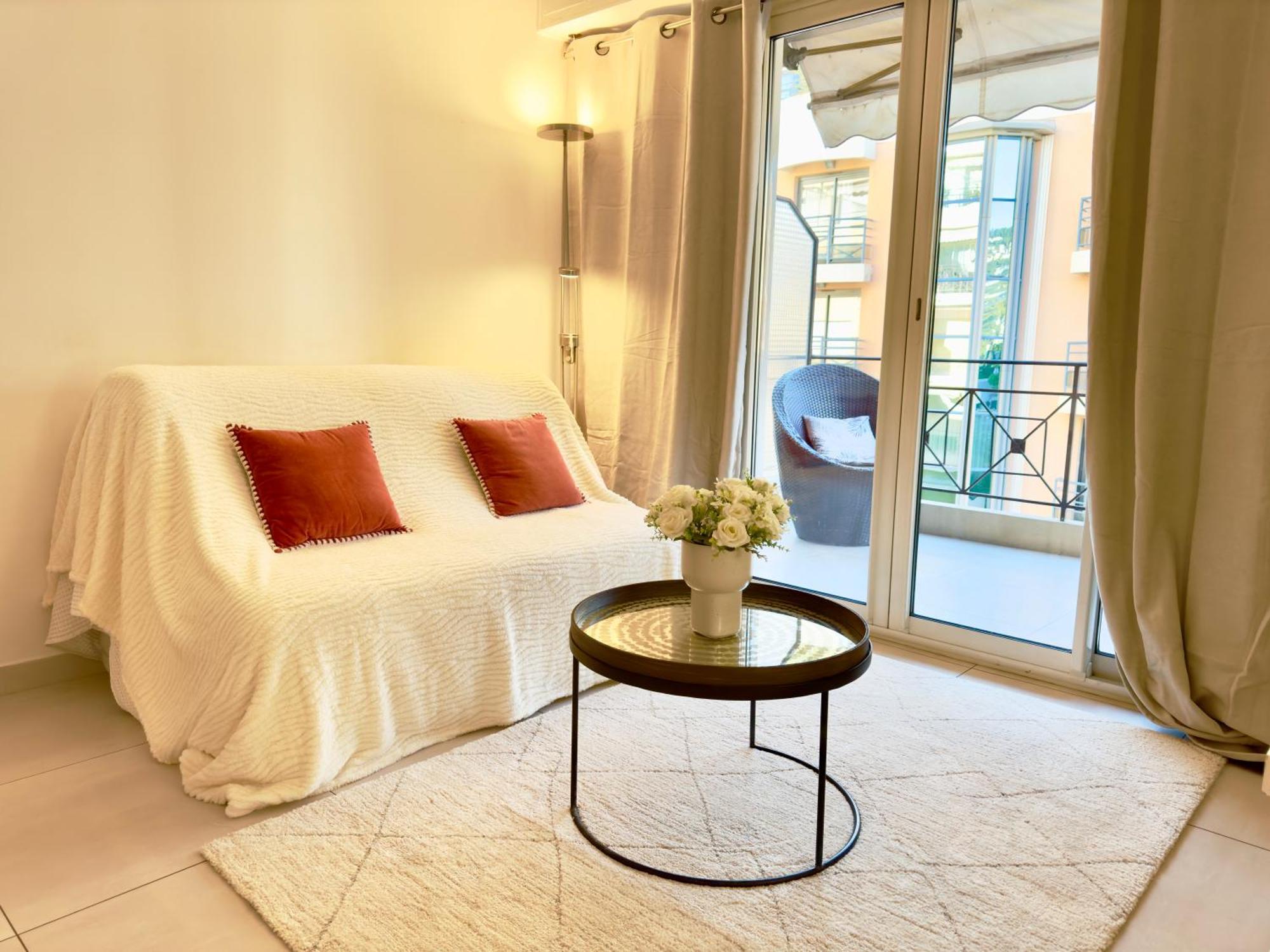 Superbe Appartement Avec Terrasse 1Mn Des Plages De La Croisette Cannes Esterno foto