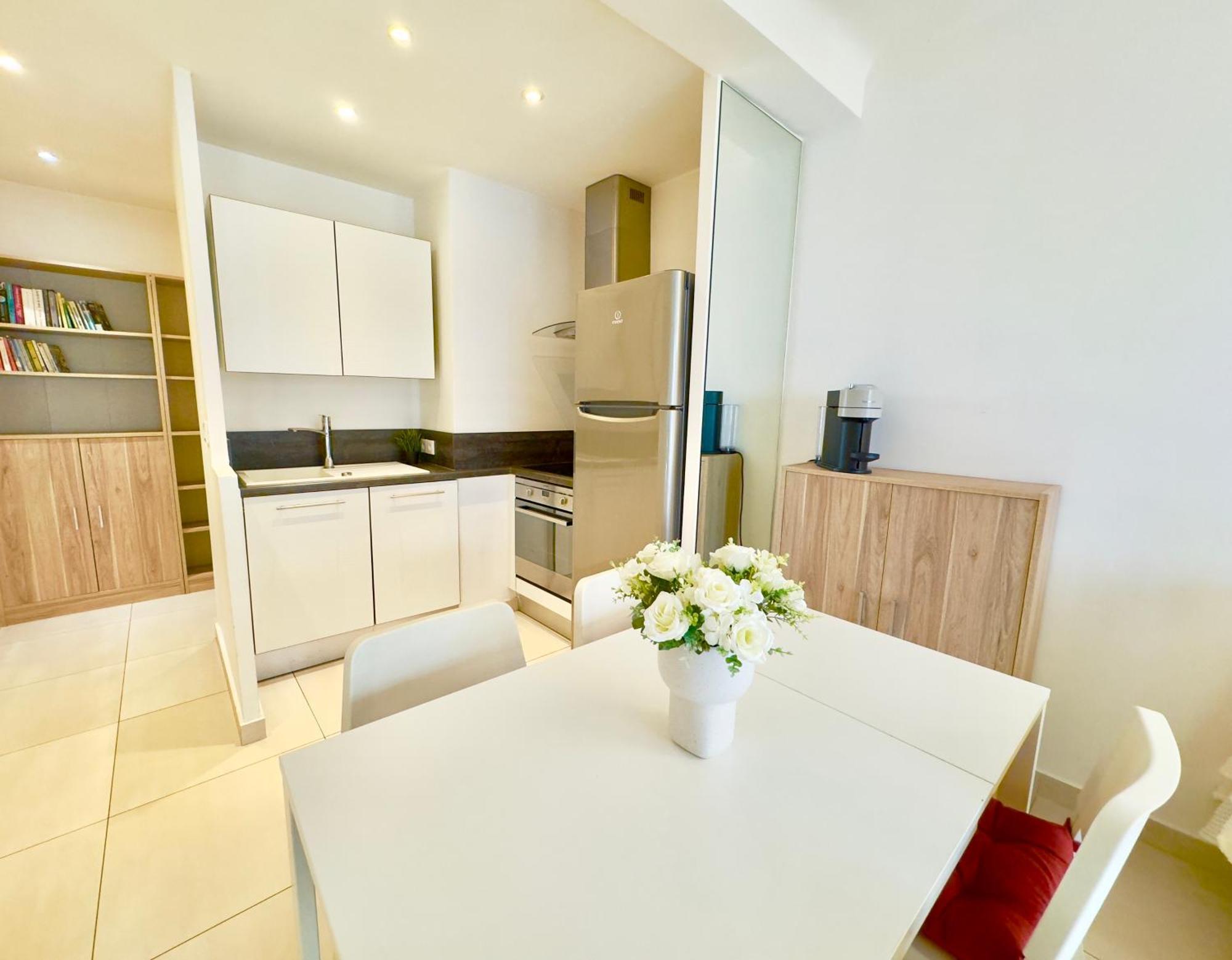 Superbe Appartement Avec Terrasse 1Mn Des Plages De La Croisette Cannes Esterno foto